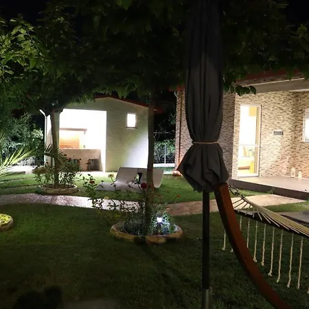 Ferienhaus Costa Petra - Luxury Seaside With Garden - For Families In Greece