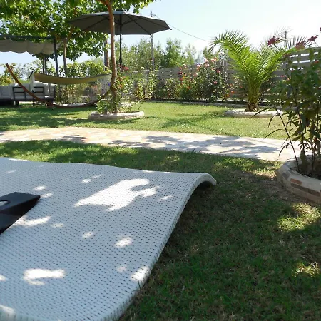 Costa Petra - Luxury Seaside With Garden - For Families In Greece Holiday home
