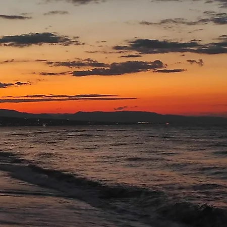 Costa Petra - Luxury Seaside With Garden - For Families In Greece Nyaraló