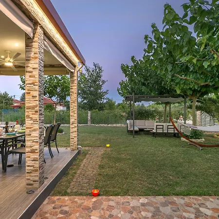 Costa Petra - Luxury Seaside With Garden - For Families In Greece * Néa Meságkala