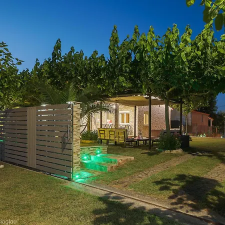 Nyaraló Costa Petra - Luxury Seaside With Garden - For Families In Greece *