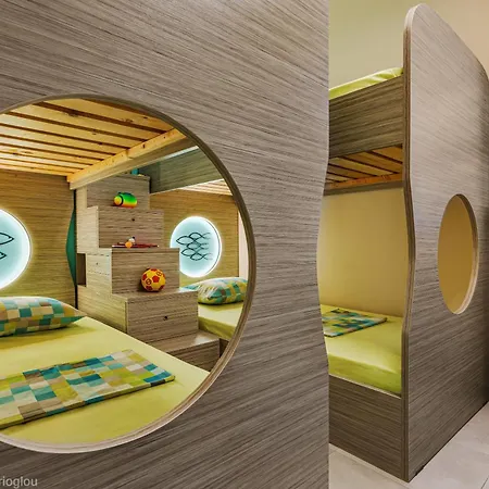 Costa Petra - Luxury Seaside With Garden - For Families In Greece Nyaraló *