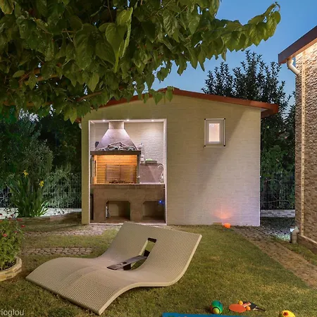 Costa Petra - Luxury Seaside With Garden - For Families In Greece * Néa Meságkala