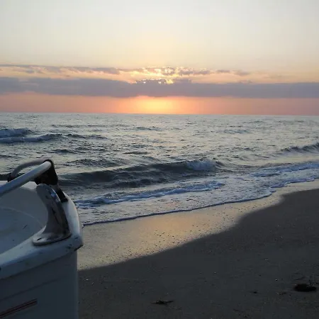 Costa Petra - Luxury Seaside With Garden - For Families In Greece Holiday home Nea Mesagkala
