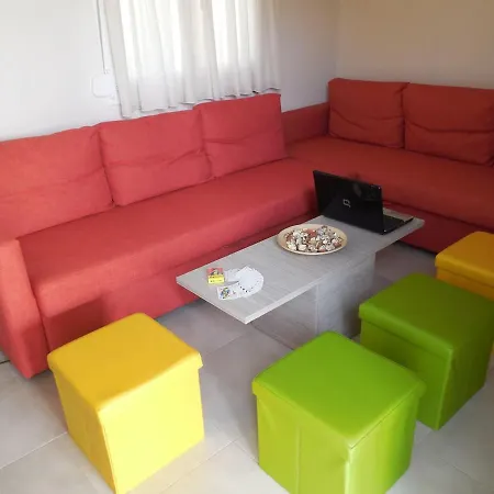 Holiday home Costa Petra - Luxury Seaside With Garden - For Families In Greece Nea Mesagkala