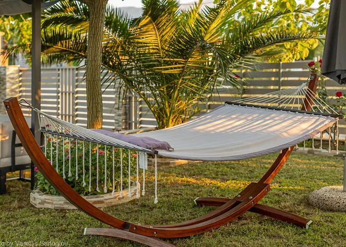 Costa Petra - Luxury Seaside With Garden - For Families In Greece *